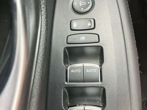 Used 2024 Honda HR-V Sport image 12