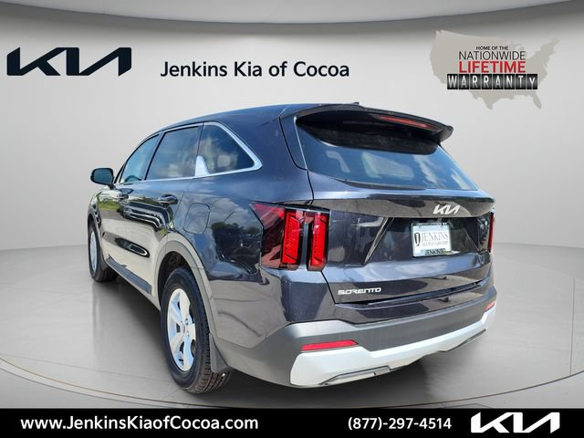 New 2026 Kia Sorento LX FWD image 7