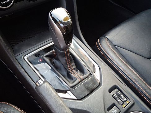 Used 2023 Subaru Crosstrek 2.5i Limited w/ Moonroof Package image 15