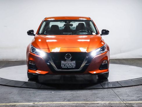 Used 2022 Nissan Altima 2.5 SR FWD image 6