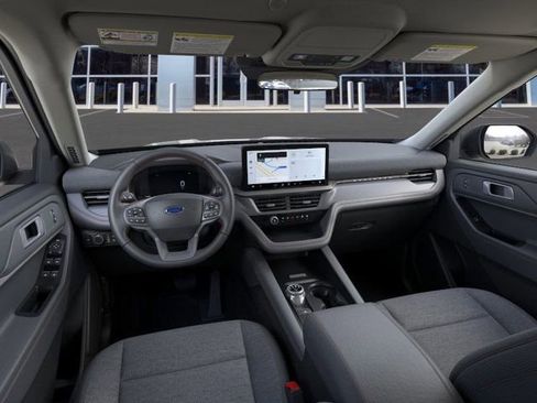 New 2025 Ford Explorer Active image 9
