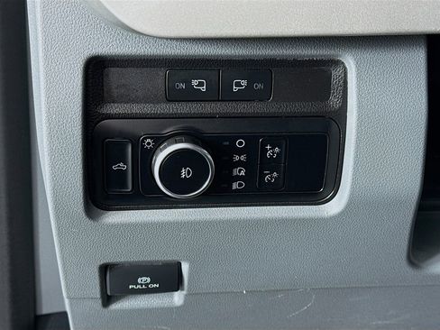 Used 2024 Ford F250 XLT w/ FX4 Off-Road Package AWD/4WD image 10