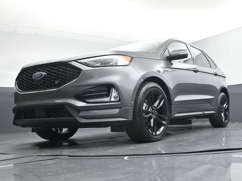 Used 2021 Ford Edge ST w/ Equipment Group 401A AWD/4WD image 30