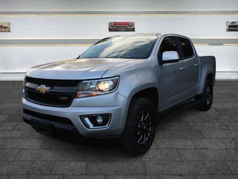 Used 2017 Chevrolet Colorado Z71 RWD image 3