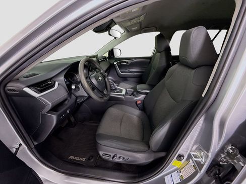 Used 2020 Toyota RAV4 XLE w/ All Weather Liner Package AWD/4WD image 19
