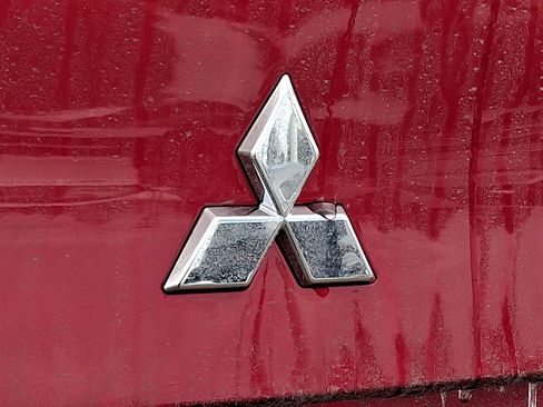 New 2026 Mitsubishi Outlander SE AWD/4WD image 8