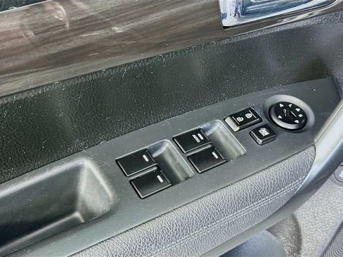 Used 2012 Kia Sorento FWD image 16