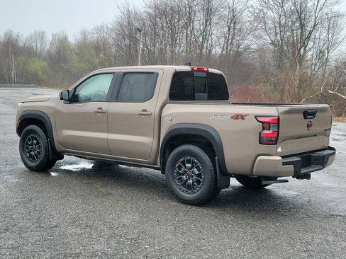 Used 2023 Nissan Frontier PRO-4X w/ Pro-4X Premium Package AWD/4WD image 7