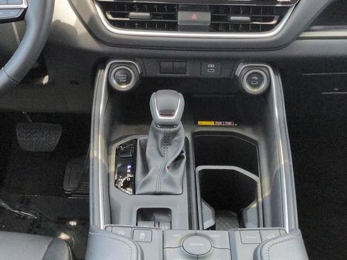 Certified 2024 Toyota Grand Highlander AWD image 19