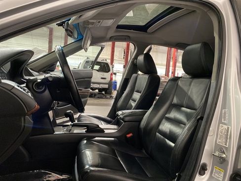 Used 2011 Honda Crosstour EX-L image 9