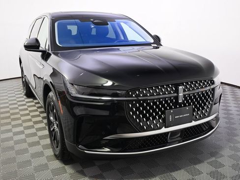 New 2026 Lincoln Nautilus Premier w/ Equipment Group 102A AWD/4WD image 9