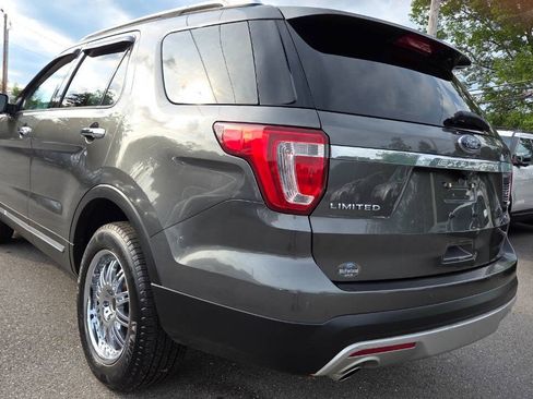 Used 2017 Ford Explorer Limited AWD/4WD image 11