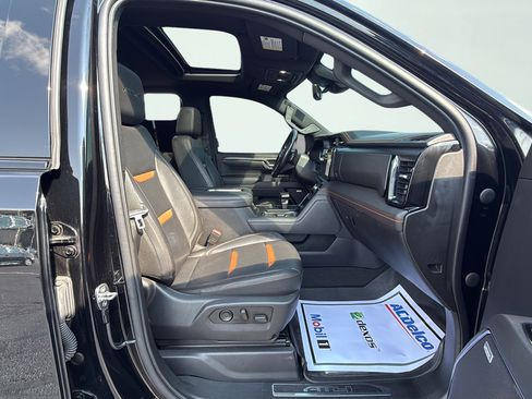 Used 2022 GMC Sierra 1500 AT4 w/ AT4 Premium Package AWD/4WD image 46