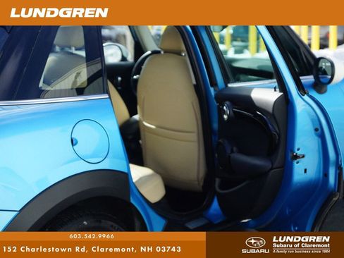 Used 2019 MINI Cooper 4-Door Hardtop image 28