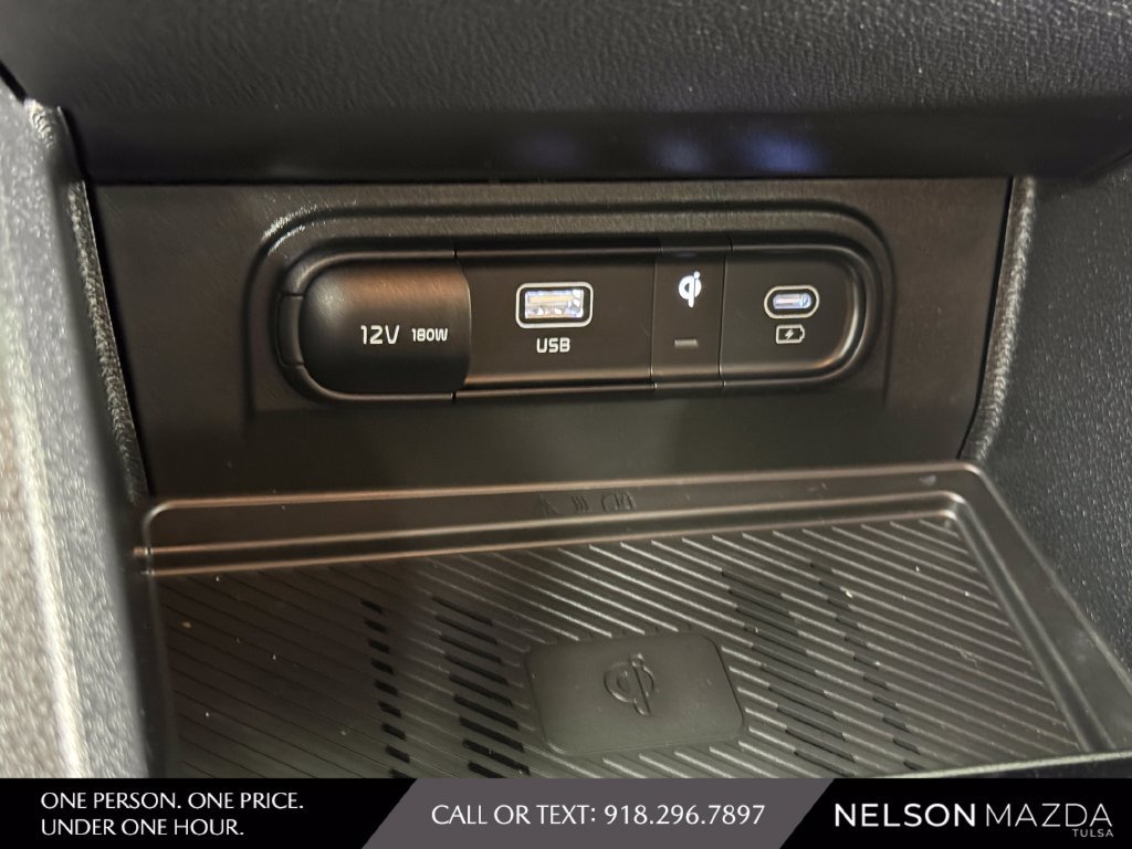 Used 2024 Kia Sportage EX FWD image 33