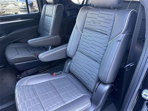 Certified 2025 Cadillac Escalade ESV Premium Luxury Platinum w/ LPO, Floor Liner Package image 30