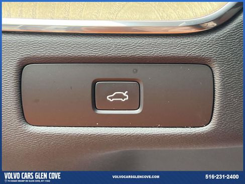 Used 2026 Volvo XC60 B5 Plus w/ Protection Package Premier AWD/4WD image 20