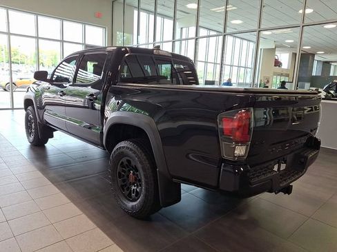 Used 2019 Toyota Tacoma TRD Pro AWD/4WD image 4