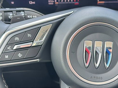 New 2025 Buick Envision Preferred image 19