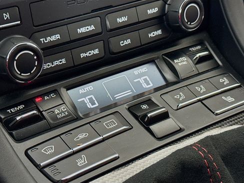 Certified 2019 Porsche 911 Carrera 4 GTS image 21