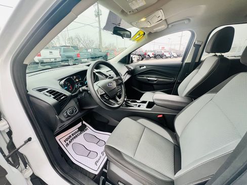 Used 2017 Ford Escape SE w/ SE Cold Weather Package image 16