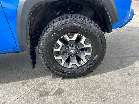 Used 2021 Toyota Tacoma TRD Off-Road w/ Technology Package image 33