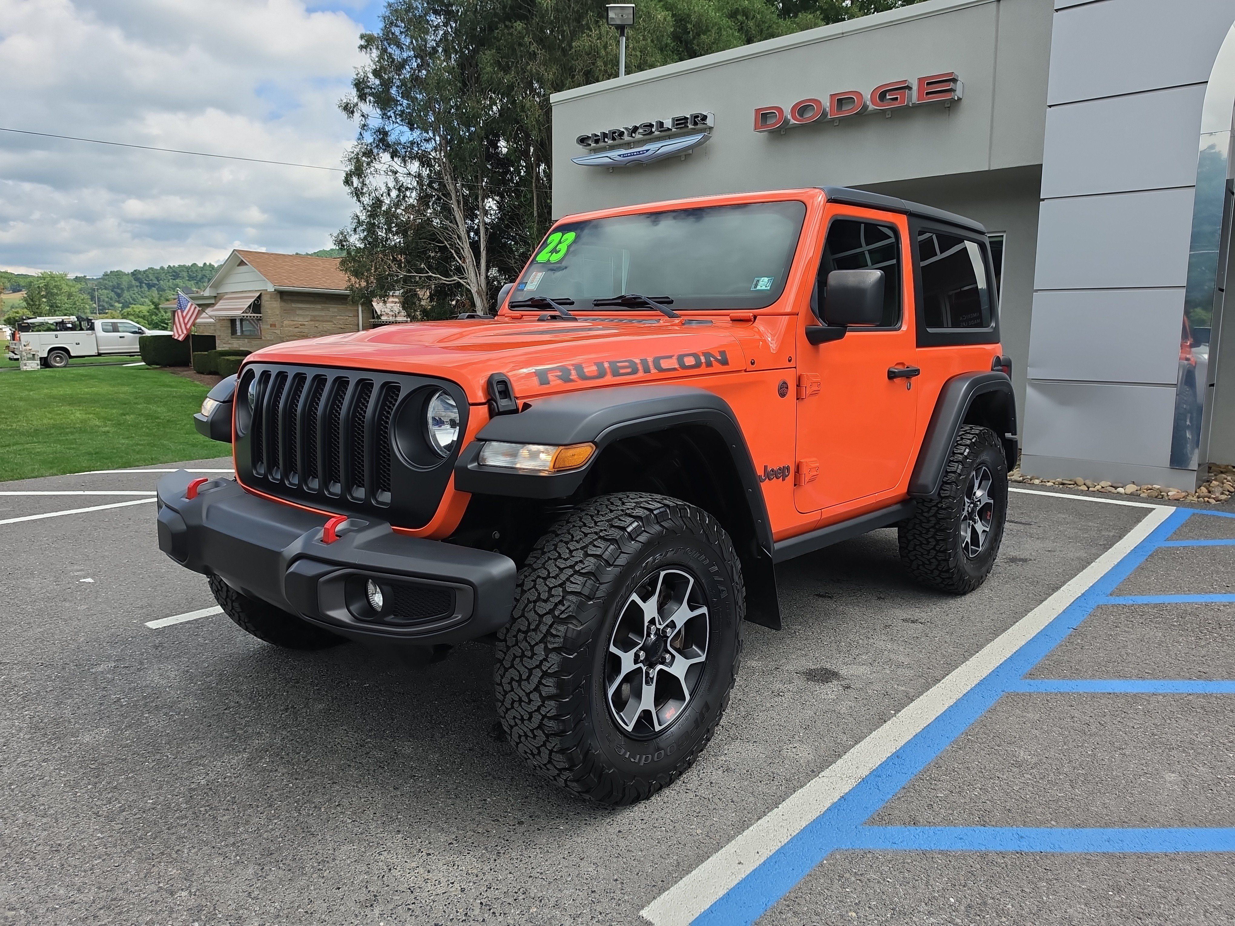 Used 2023 Jeep Wrangler Rubicon w/ Cold Weather Group AWD/4WD image 8