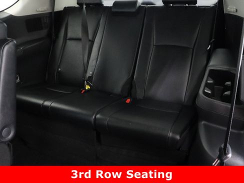 Certified 2025 Toyota Grand Highlander AWD image 33