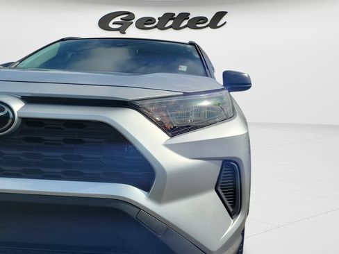 Used 2021 Toyota RAV4 LE FWD image 25