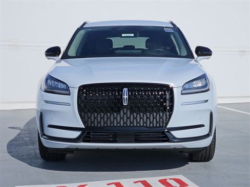 New 2026 Lincoln Corsair Premiere image 2