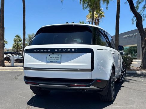 Used 2025 Land Rover Range Rover SE AWD/4WD image 20