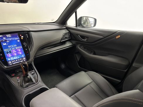 Used 2022 Subaru Outback Wilderness image 12