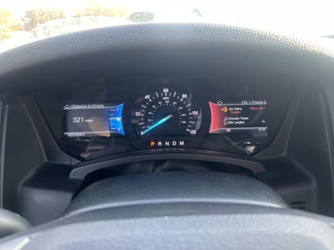 Used 2017 Ford Expedition EL Limited w/ Equipment Group 301A image 10