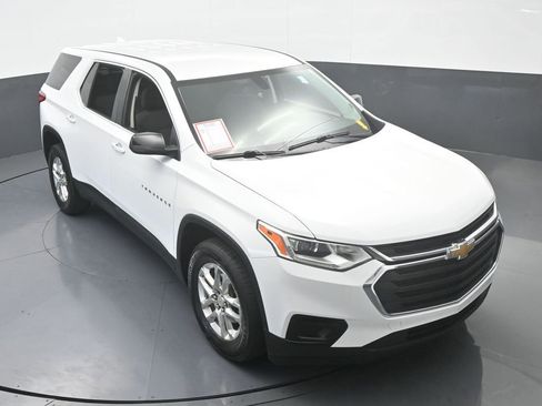 Used 2021 Chevrolet Traverse LS image 50