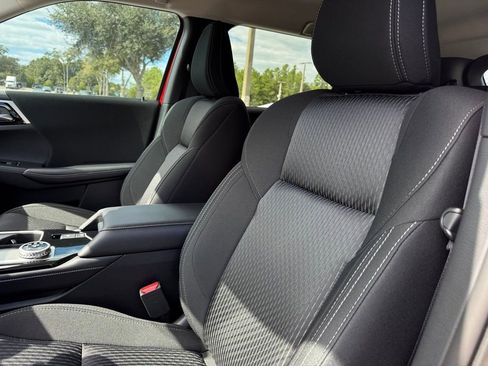 New 2025 Mitsubishi Outlander ES image 30