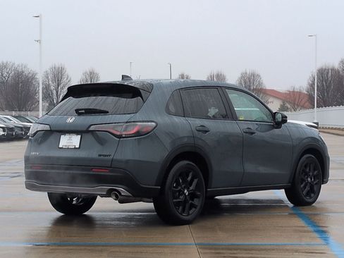 Used 2024 Honda HR-V Sport image 6