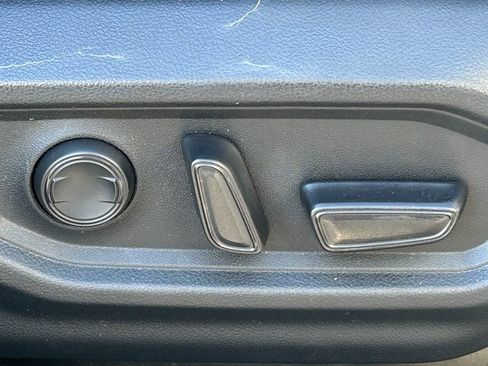 Used 2022 Toyota Tundra SR5 image 33