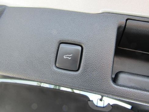 Used 2024 Ford Escape ST-Line Select AWD/4WD image 13