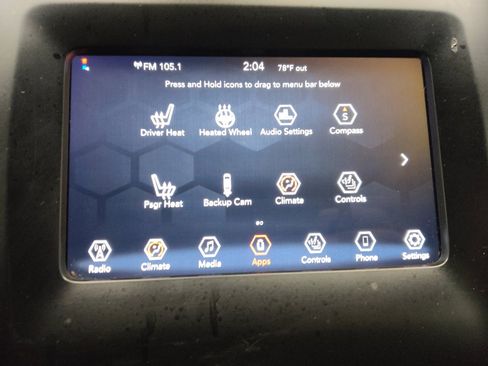 Used 2020 Jeep Cherokee Latitude Plus AWD/4WD image 25