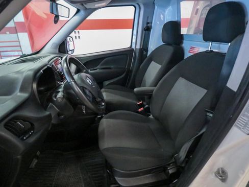 Used 2019 RAM ProMaster City Tradesman SLT FWD image 13
