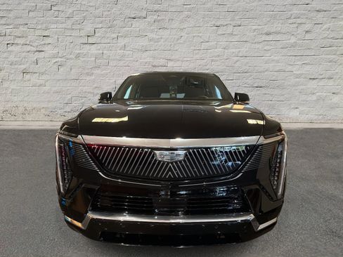 New 2025 Cadillac Escalade IQ Luxury 2 image 7