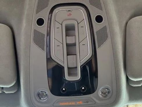 Used 2018 Audi Q7 3.0T Prestige image 41