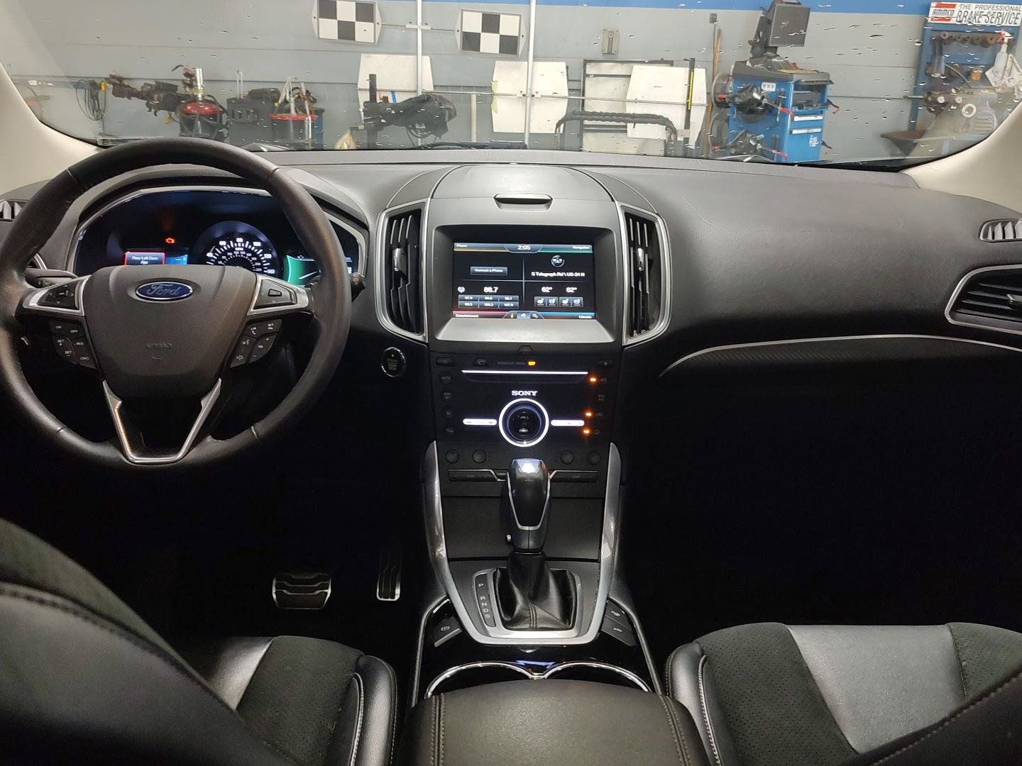 Used 2015 Ford Edge Sport w/ Equipment Group 401A AWD/4WD image 19