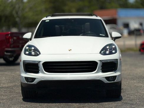 Used 2016 Porsche Cayenne S AWD/4WD image 3