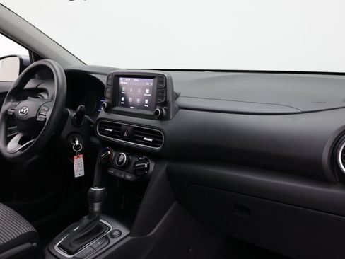 Used 2021 Hyundai Kona SE AWD/4WD image 40