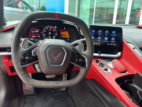 Used 2022 Chevrolet Corvette Stingray Premium Cpe w/ Z51 Performance Package image 14