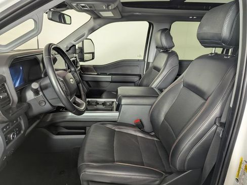 Used 2023 Ford F250 Lariat w/ Lariat Ultimate Package AWD/4WD image 14