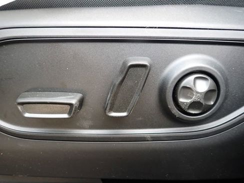 New 2026 Jeep Grand Cherokee L 4WD image 17