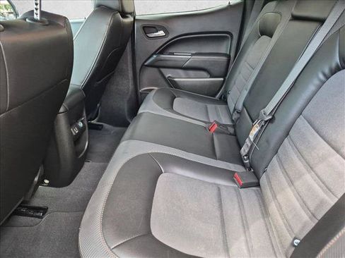 Used 2022 GMC Canyon AT4 AWD/4WD image 17