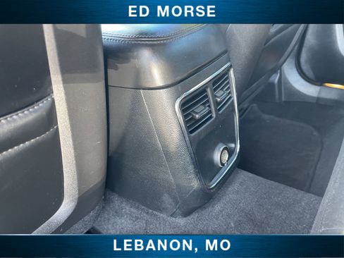 Used 2014 Dodge Charger SE w/ Sport Appearance Group image 19